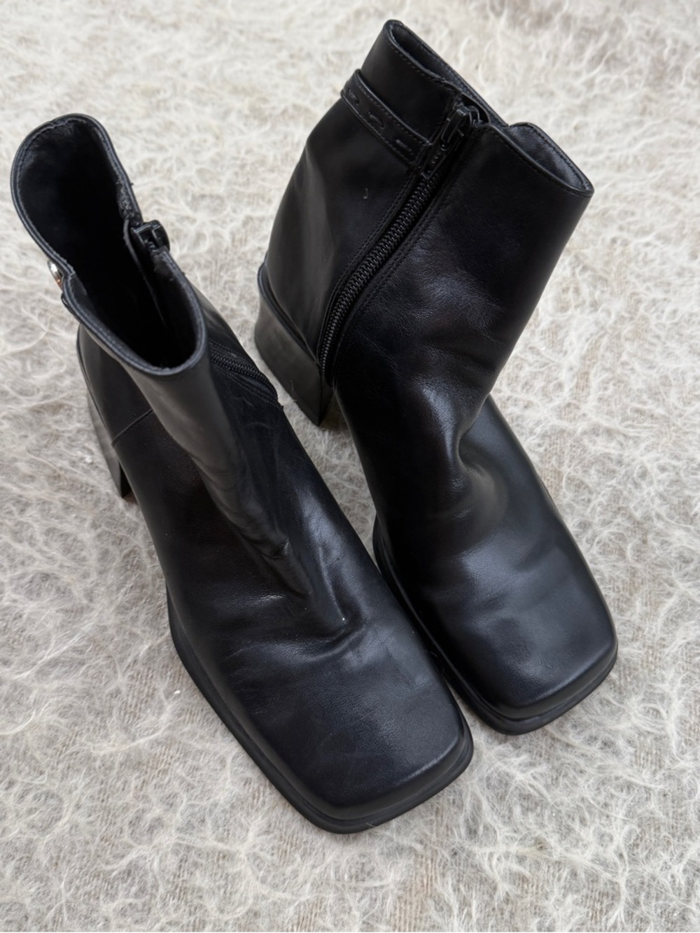 Nine West Black Leather Ankle Boots – Size 5.5 - Picture 3 of 6